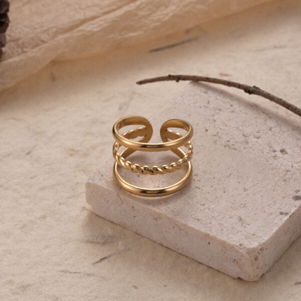 Adjustable Ring