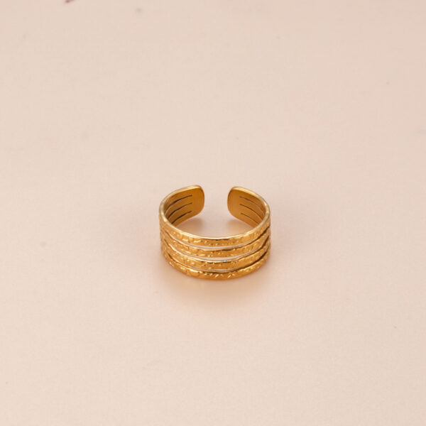 Adjustable Ring