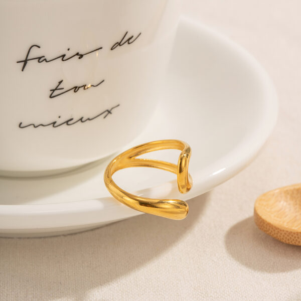 Twist Glow Ring - Image 4