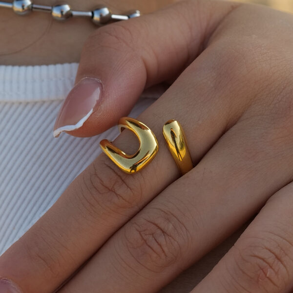Twist Glow Ring - Image 3