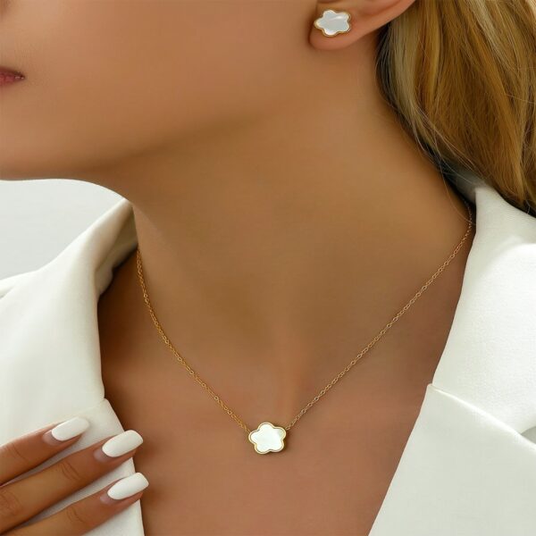 Blossom set