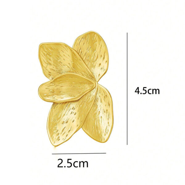 Petal Glow Earing - Image 4