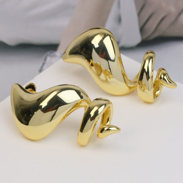 Golden Waves Earring - Image 2