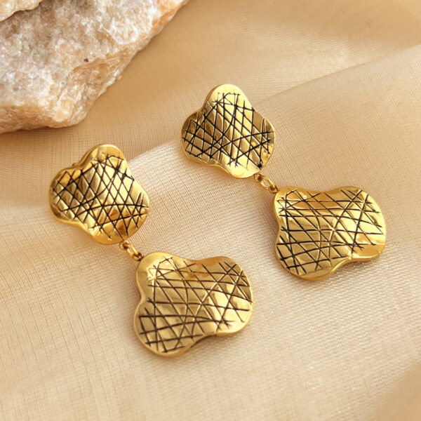 Golden Harmony Earring