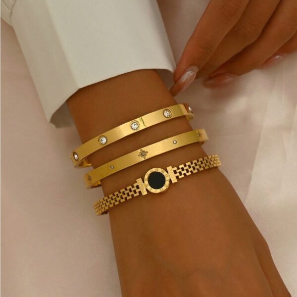 Black circle  Bracelet