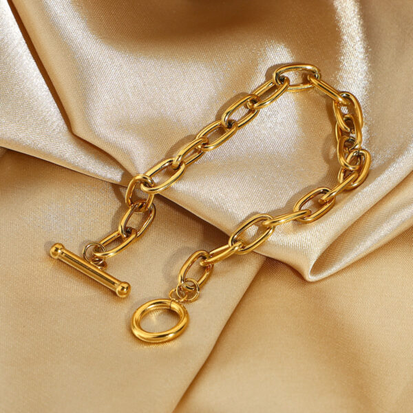Golden Chic Bracelet - Image 3